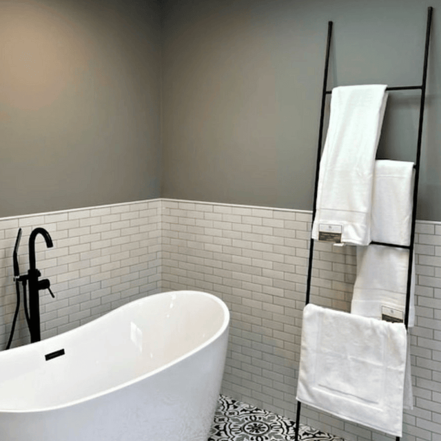 Towel Bar & Ladder Collection