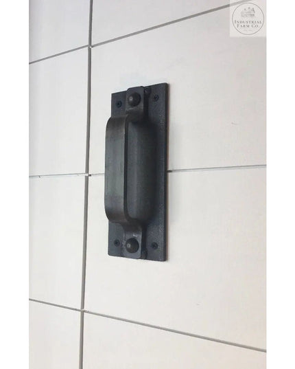 The Corning Handle Door Handle/ Pull Black Powder Coat Flat Push Plate Include Flat Pushplate | Industrial Farm Co